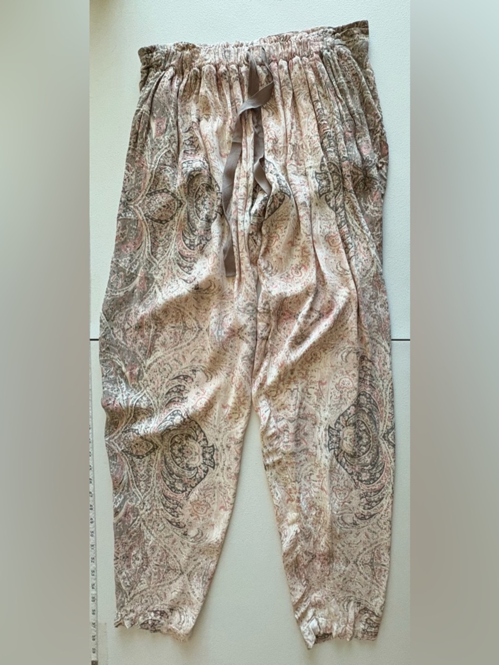 Size 8 See By Chloe Pink Cream Paisley Pants